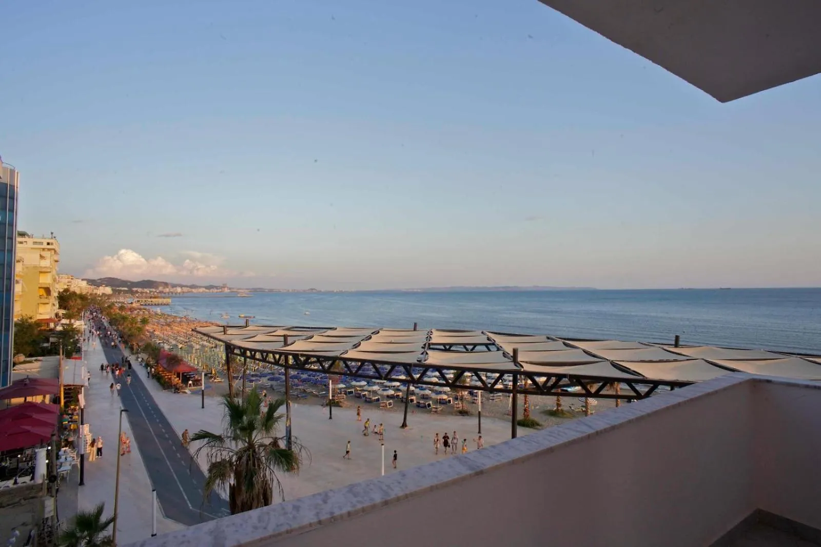 Emmi Apartment Beach View Durres